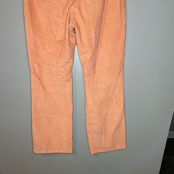 Levi’s x Anthropologie Math Club Flare Corduroy Peach - Picture 8 of 10